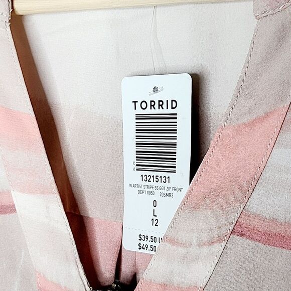 Woman's Torrid Watercolor Georgette Zip Front Top 0 12 Peach Stripes - Picture 9 of 9